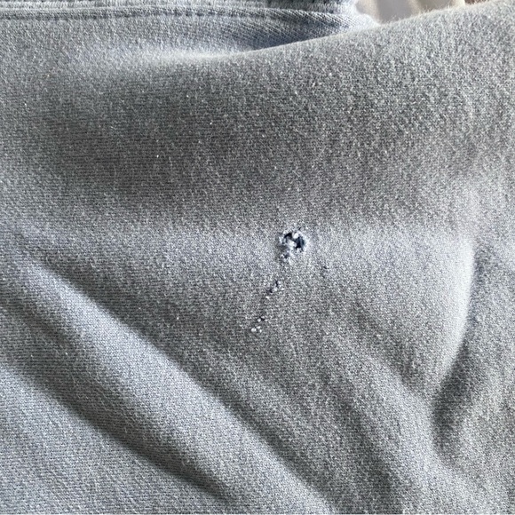 Cropped Sweater - Picture 3 of 5